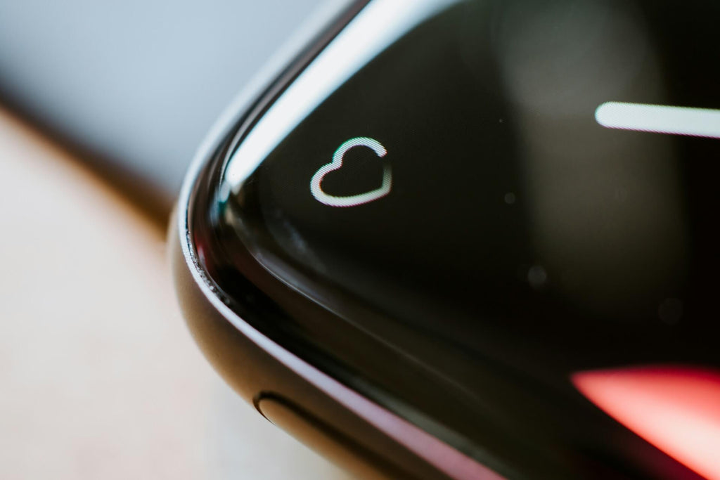 How Apple Watch Tracks Your Heart and Blood Oxygen?
