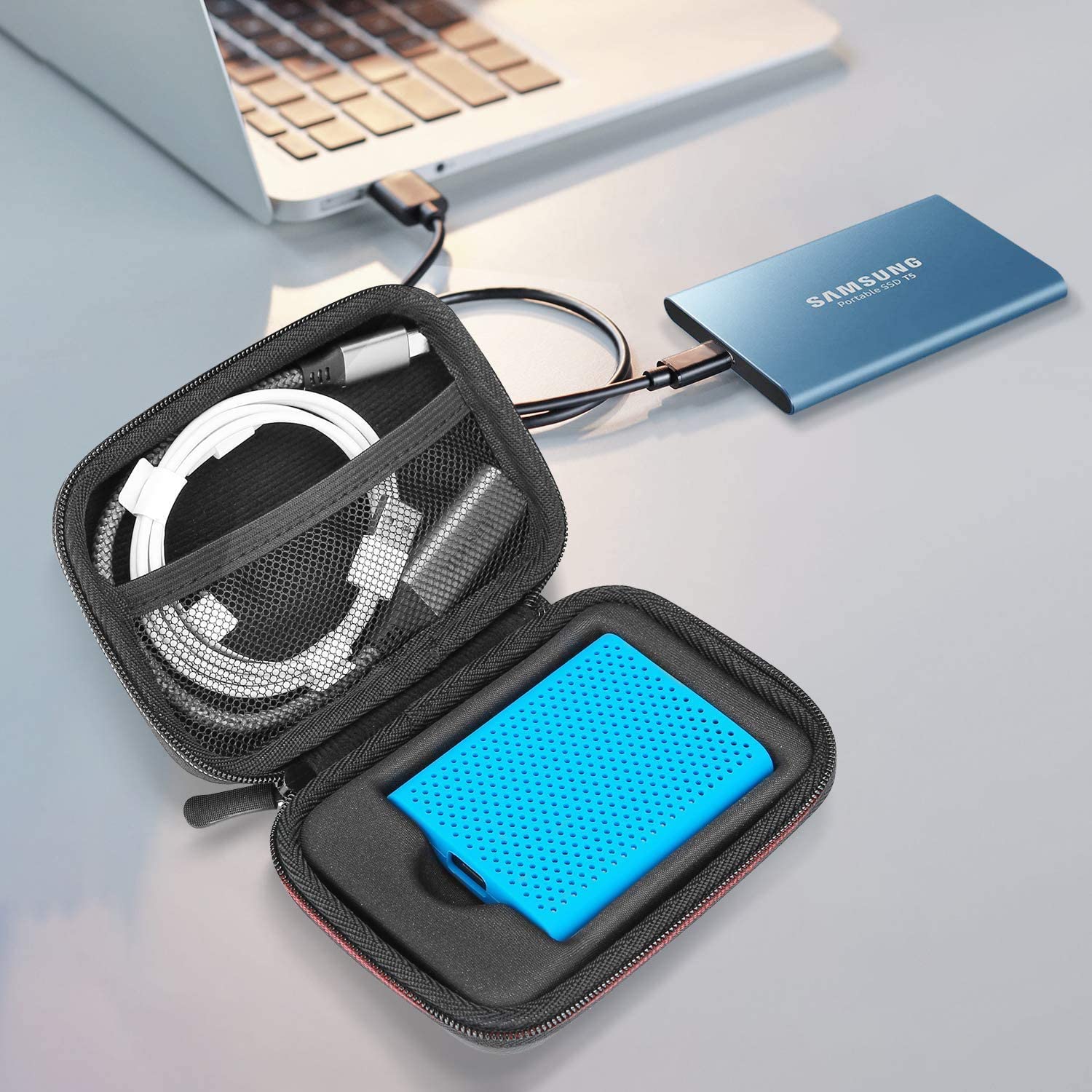 Travel hard case